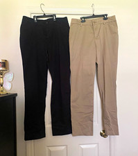 Lee Lot of 2 Women’s Relaxed Straight Leg Mid Rise Wrinkle Resistant Pants sz 6 picture