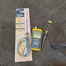 Fluke 51 II Single Input Digital Thermometer W/ 80PK-22 Temperature Probe picture