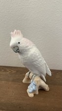 VINTAGE ROYAL DUX PORCELAIN COCKATOO PARROT FIGURINE STATUE Czechoslovakia 7” picture