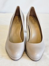 Naturalizer N5 Comfort Teresa Women's Beige Man Made Leather Heel Size 8.5M picture