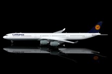 L2283 SQ Wings A340-600 1/200 Model D-AIHZ Lufthansa picture