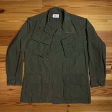 Vintage Vietnam War Slant Pocket Coat Small Short Rip Stop Poplin 1970 OG 107 picture