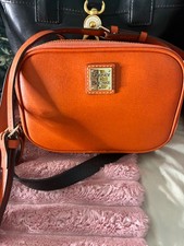 Dooney and Bourke handbag picture