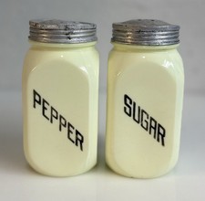 1930s McKee Custard Glass Pepper & Sugar Shakers W/ Lids, Uranium Glows Green picture