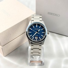 Seiko Essentials SUR559 Men's Blue Dial Stainless Steel Strap Quartz Watch 40mm picture