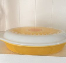 yellow sunflower daisy pyrex casserole dish picture