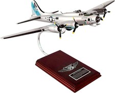 USAAF Boeing B-17G Sentimental Journey Desk Display Model 1/62 WW2 SC Airplane picture