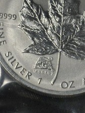 2004 Canada 1 oz Silver Maple Leaf with Monkey Privy in RCM Sealed Plastic picture