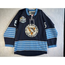 Reebok Pittsburgh Penguins 2011 Winter Classic Engelland 5 Jersey Navy Size 52 picture