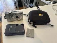 Canon Powershot SD750 Digital ELPH Camera - Tested Good Condition w/ Charger picture