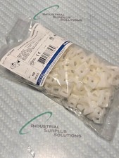 THOMAS & BETTS TC5142 TY-RAP MOUNTING PLATE #10 SLOT BAG OF 100 picture