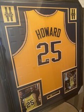 Juwan Howard Authentic Autograph framed jersey COA NCAA Michigan  FAB 5 picture