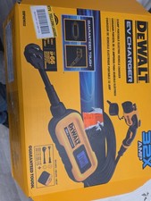 DEWALT Portable Electric Vehicle EV Charger 32X Amp 120-240V DXPAEV032 J1772  picture