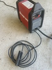 Plasma 20i powers on it cuts great but tip is clogged with slag needs new tip picture