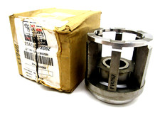 NEW FISHER 25A6687X062 SEAT RING RETAINER/BUSHING 25A6687X012 picture