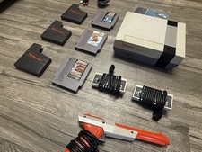 Original Nintendo NES-001 console bundle w 3 games, 2 controllers and Zapper gun picture