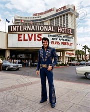 Elvis Presley Photo 8X10 - International Hotel Las Vegas #2   picture