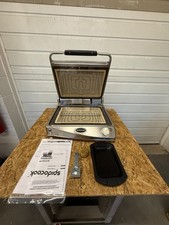 Cadco CPG-15FC (220V) Panini/Clamshell Grill, New-Open Box, *Free Shipping picture