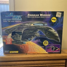 Vintage 1993 Playmates Star Trek The Next Generation ROMULAN WARBIRD.  picture