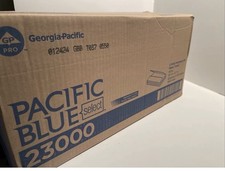 Georgia-Pacific Professional 23000 2-Ply Premium C-Fold Paper Towel - White picture