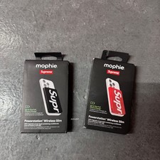 SUPREME SS26 MOPHIE Qi2 POWERSTATION 5000mAH BLACK RED picture