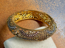 62g Jeweled Ornate gold tone 7.5 BANGLE FILIGREE BRACELET Middle Eastern INDIA picture