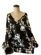 Roaman's 2X NWOT Brand New Black Ivory Floral Pullover Tunic Top V-Neck Lg/Sl picture