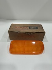 1978 1979 TOYOTA COROLLA OEM  Turn Signal Parking Lamp Light Lens Qty:1 picture