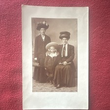 Edwardian Photograph Ladies  In Hats 1900-1910 Original Photo Antique Portrait picture