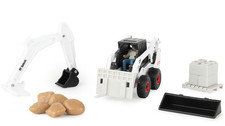 TOMY 1/32 Bobcat Skid Steer Construction Toy Set, 15 PC picture
