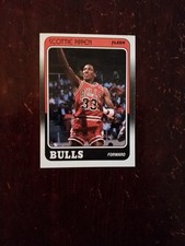 1988-89 Fleer - Scottie Pippen #20 Name Misspelled as Pippin on Back (RC) NMT picture