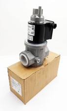 Kromschröder VG 40/32R02LT31DMVZ 85208250 200mbar Gas Solenoid Valve -Unused/Original Packaging- picture