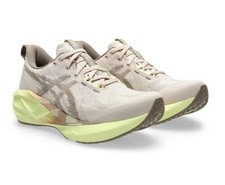 Asics Novablast 5 Men Shoe Casual Sneaker US 9.5 No Box picture