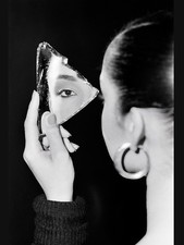 Sade Adu Mirror Black & White Poster – Iconic Singer Wall Art Music Print picture