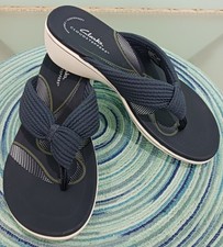 New Clarks Women's Breeze Rae Erin Slide Thong Wedge Sandals Navy 7 M picture