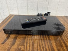 SAMSUNG 3D Blu-Ray DVD Player BD-F5900 w/Remote - Tested Works Great picture
