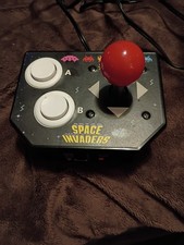 Space Invaders Plug & Play TV Games Jakks Pacific 2011 Handheld Video Game Works picture