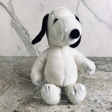 VINTAGE UNITED FEATURE SYNDICATE 1968 PEANUT'S SNOOPY PLUSH ANIMAL MADE IN KOREA picture