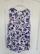 Liz Claiborne Sleeveless Blouse White Blue Floral Print Button Henley Tank Top M picture