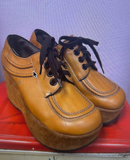 Vintage 1970's LEATHER PLATFORM - GALLENKAMP Fashion Footwear - size 9.5 picture