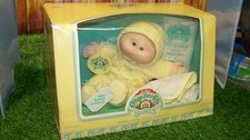 COLECO CABBAGE PATCH BEAN BOTTOM GIRL VINTAGE W/BIRTH CERT DISPLAYED  in box picture