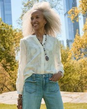 CHICO’s Textured Jacquard Blouse Ivory NWT SIZE 1 or M / 8 picture