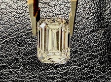 IGI Lab-Created Emerald Cut Diamond 3.03ct E VS2 Excellent 9.58x6.74x4.96mm picture