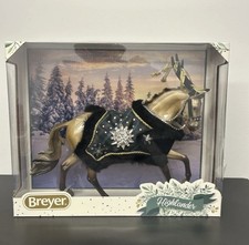 Breyer NEW * Highlander * 2023 Holiday Christmas Traditional Model Horse picture