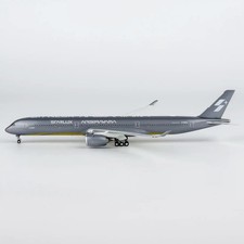 NG Models 1:400 Starlux Airlines Airbus A350-1000 B-58553 