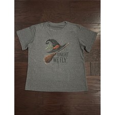NWOT Halloween Graphic Tee Women's Tonight We Fly' Witch Hat & Broom picture