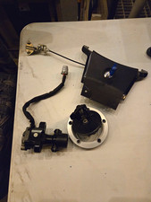 17'-26' Suzuki GSXR1000 OEM Ignition/ Gas Cap/ Rear Seat Lock Assembly Combo Set picture