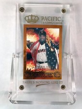 Tony Gwynn  1998 Pacific Paramount Inaugural Issue #92/600 with stand picture