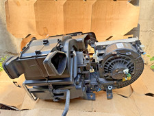 02-06 Toyota Camry Hvac Climate Heater Blower Motor Housing Box OEM 87010-06430 picture