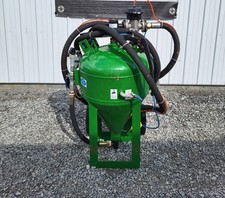 New Sand Blaster Blasting Machine with Hoses JCT DB500 Dustless Abrasive picture